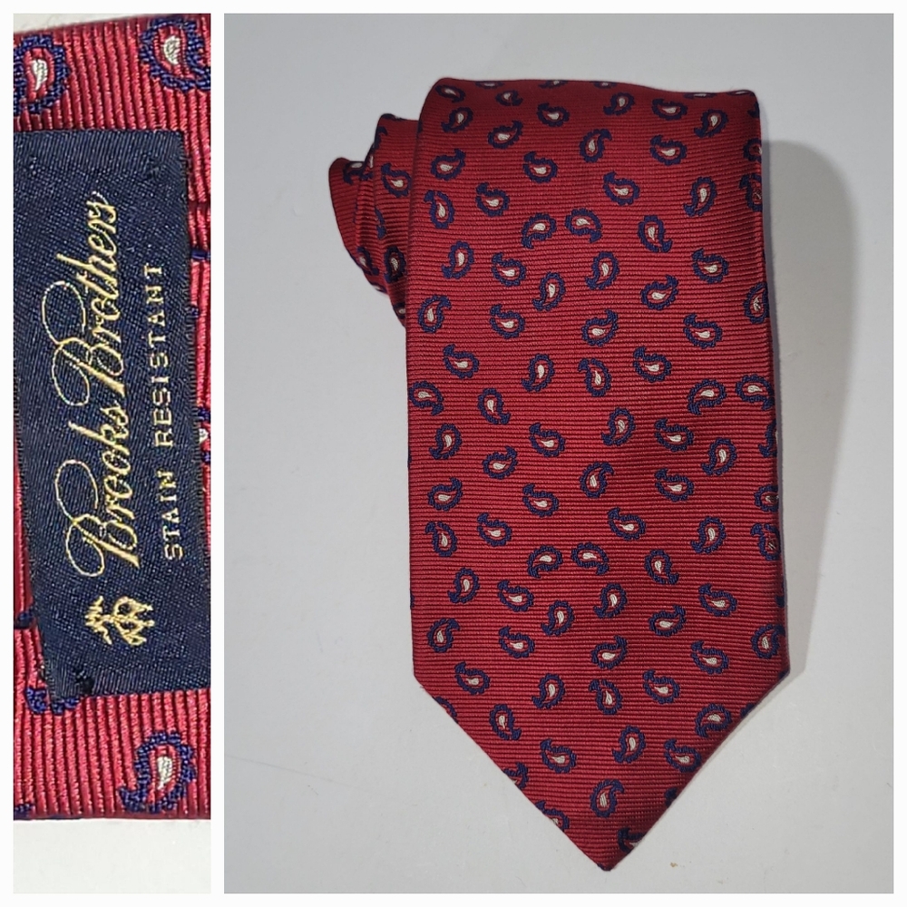 Brooks Brothers Silk Red and Blue Paisley Tie